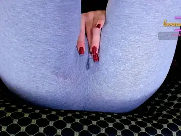 Cameltoe_squirt_inPants  live sex cam