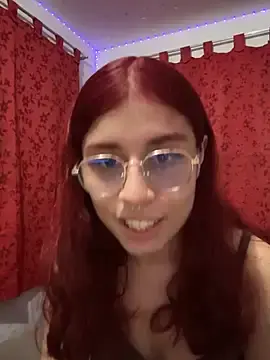 Cherry_Luna1  live sex cam