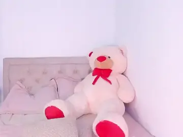 Gia-Lennox  live sex cam