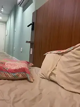 KylieSweett  live sex cam
