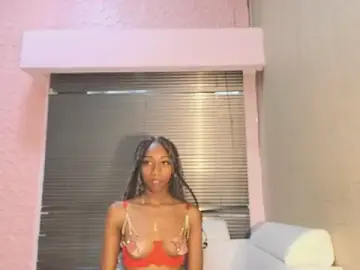 NathalyLeen  live sex cam