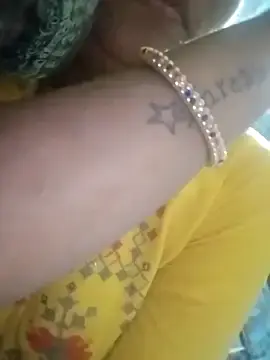 Zaara101  live sex cam