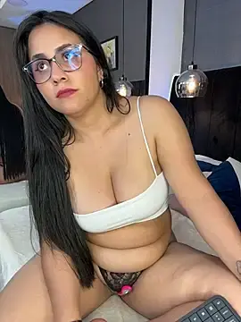 Alejandra__garcia  live sex cam