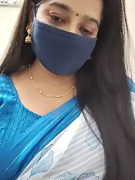 Saritha29  live sex cam