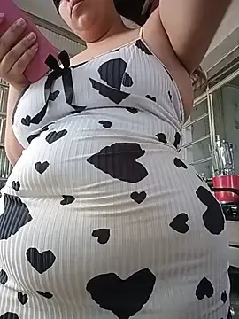 Your_lady_girl  live sex cam