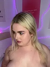 April_Vancee  live sex cam