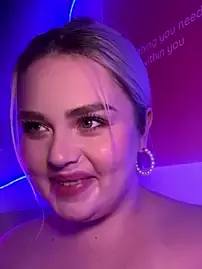April_Vancee  live sex cam