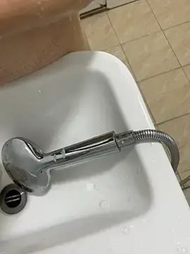 Camry020  live sex cam
