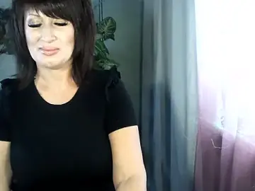 Faraira17  live sex cam