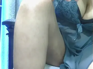 KIherGrl  live sex cam
