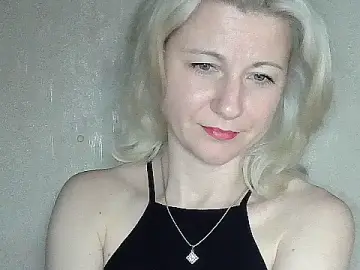 Katerina-Kissa  live sex cam