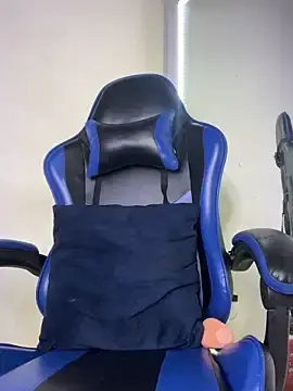 Maddie_7  live sex cam