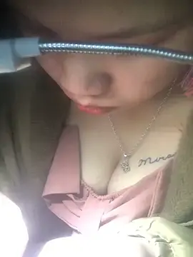 Minhkhue121  live sex cam