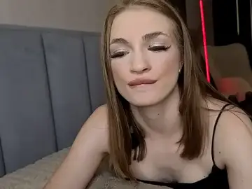 Pussyya777  live sex cam