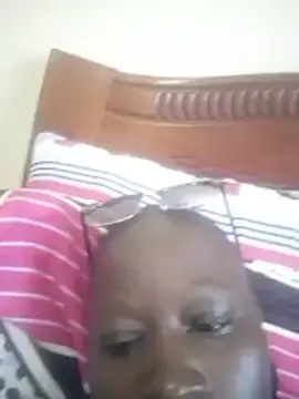 Queentezz  live sex cam