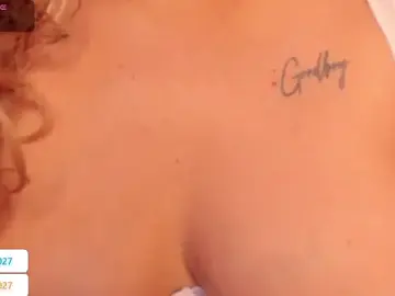 Shayla27  live sex cam