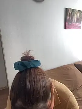 WHITEWOMEN2  live sex cam