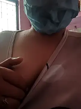Zaraafreedi69  live sex cam