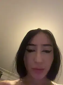 Coeurdenuit  live sex cam