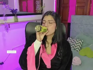 Aysha_winxs  live sex cam