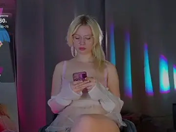 BladeSonya  live sex cam