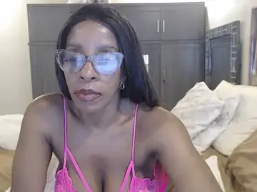 Ginachaudex  live sex cam