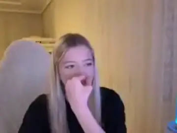 IvyArmbrister  live sex cam