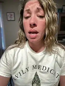 MiraKisss  live sex cam