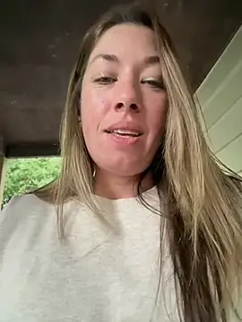 MiraKisss  live sex cam