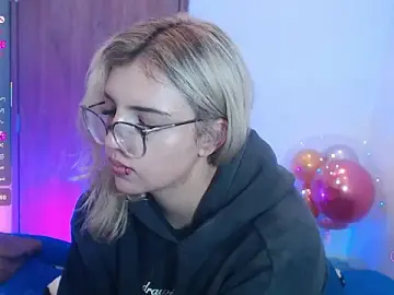 Thea_Aphros_  live sex cam