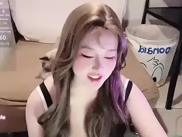 Luck-uu  live sex cam