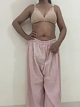 Rajni-777  live sex cam