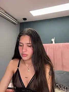 Thiara_gh  live sex cam