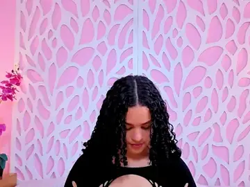 VelaskaJones  live sex cam