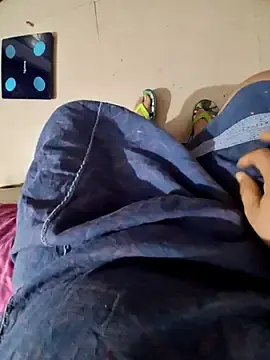 Cutiecatty21  live sex cam