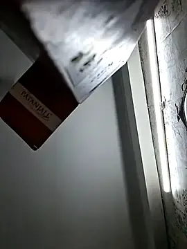 Cutiecatty21  live sex cam