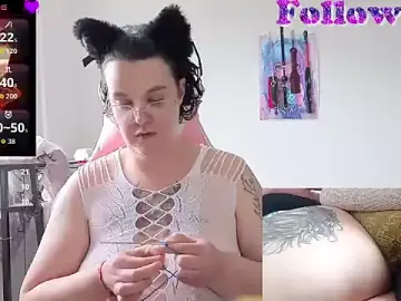 Lunatigre4  live sex cam