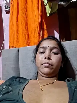 Dollydas1  live sex cam