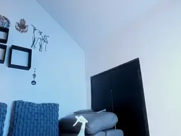 LunaBaxter_  live sex cam
