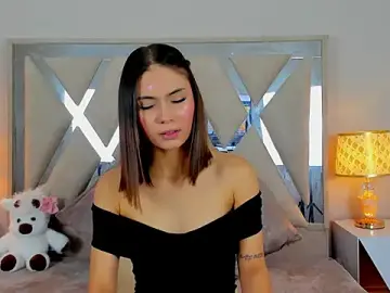 NicolMiller4  live sex cam