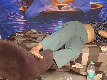 Ruchi-20  live sex cam