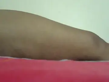 SRIMOTI4645  live sex cam