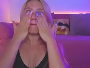 SolMoretti  live sex cam