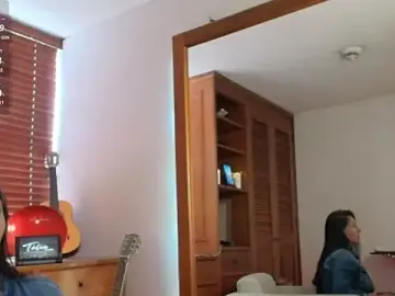 Taliapeach  live sex cam