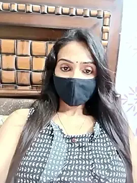 Yours-Bebo  live sex cam