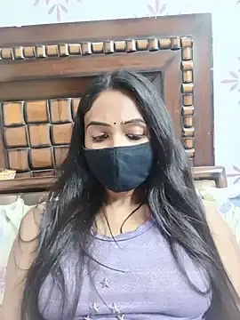 Yours-Bebo  live sex cam
