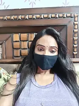 Yours-Bebo  live sex cam