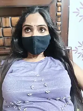 Yours-Bebo  live sex cam