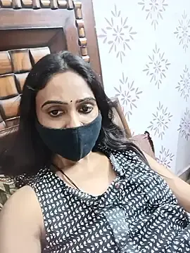 Yours-Bebo  live sex cam