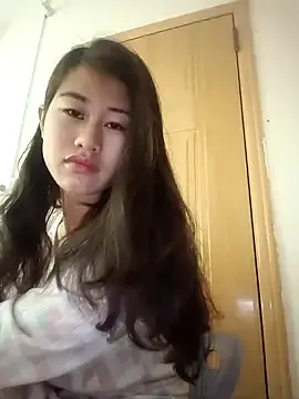 Luy-xinh02  live sex cam